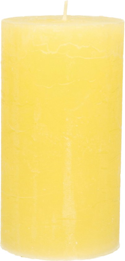 Stompkaars/cilinderkaars - geel - 7 x 13 cm - rustiek model