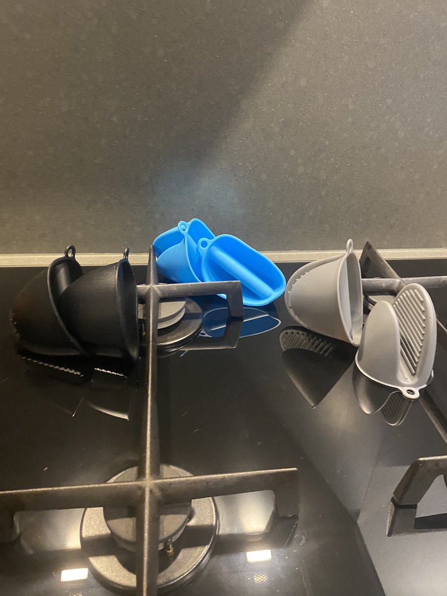 Siliconen pannenlap - Pannenlap - Siliconen - Hittebestendige siliconen ovenwanten - Hittebestendige pannenlap - Ovenwanten - Siliconen ovenwanten - Antislip - Hittebestendig - Koken - Klein - 2 stuks - Kleuren