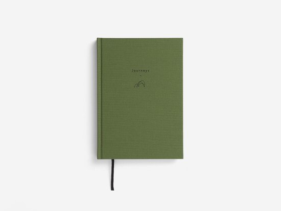 Carnet vert avec le texte 'Journeys' et une petite illustration d'une arche.