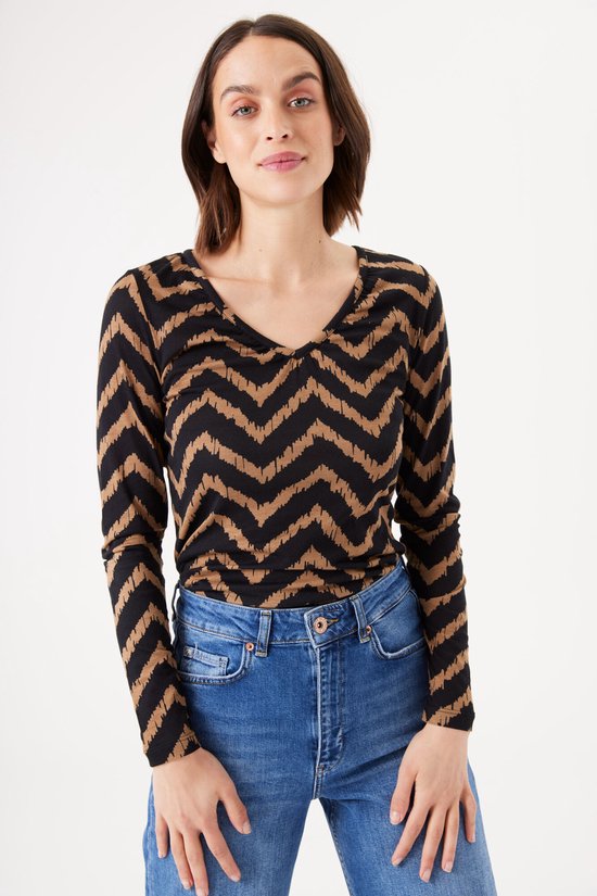 Garcia T-Shirt Donna: La Maglia In Puro Stile Italiano Che Non Passa Mai Di Moda
