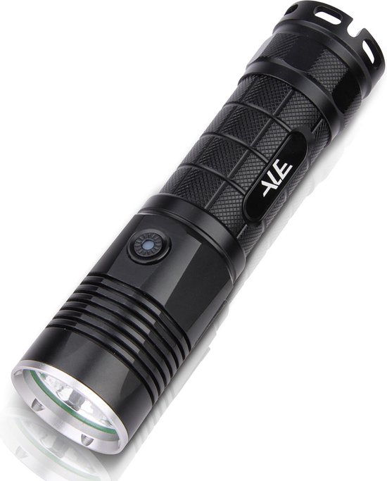 Zaklamp – 3000 Lumen – Oplaadbaar | Webwinkel