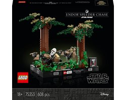 LEGO Star Wars Endor Speederachtervolging Diorama Set - 75353 Image