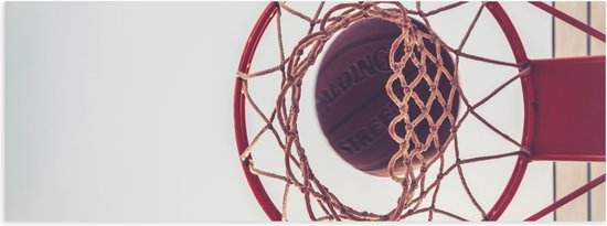 Poster (Mat) - Basket door Basketbal Heen - 60x20 cm Foto op Posterpapier met een Matte look