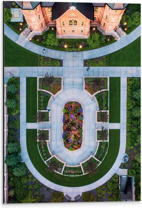 Dibond - Bovenaanzicht van Voortuin van Groot Kasteel - 40x60 cm Foto op Aluminium (Wanddecoratie van metaal)