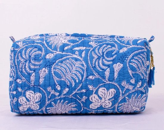 Bambooya toilettas - Bohemian - Ibiza Style - Made in India - Tassel - Blauw/wit bloemen - Medium ( 21 x 17 x 9 cm )