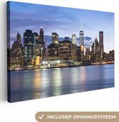 Canvas Schilderij New York - Water - Skyline - 90x60 cm - Wanddecoratie