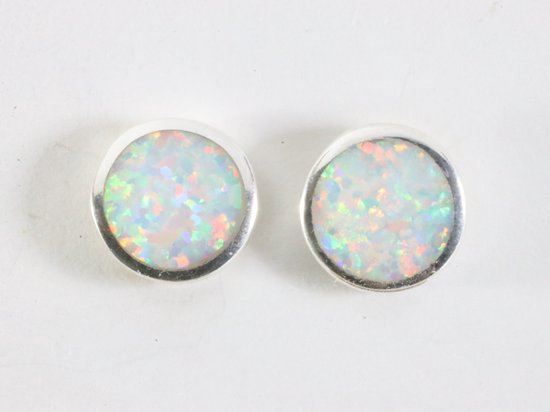 Boucles d'oreilles fines rondes en argent avec opale Welo