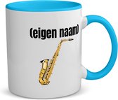 Akyol - saxofoon met eigen naam koffiemok - theemok - blauw - Saxofoon - muziek liefhebbers - mok met eigen naam - iemand die houdt van saxofoons - verjaardag - cadeau - kado - 350 ML inhoud