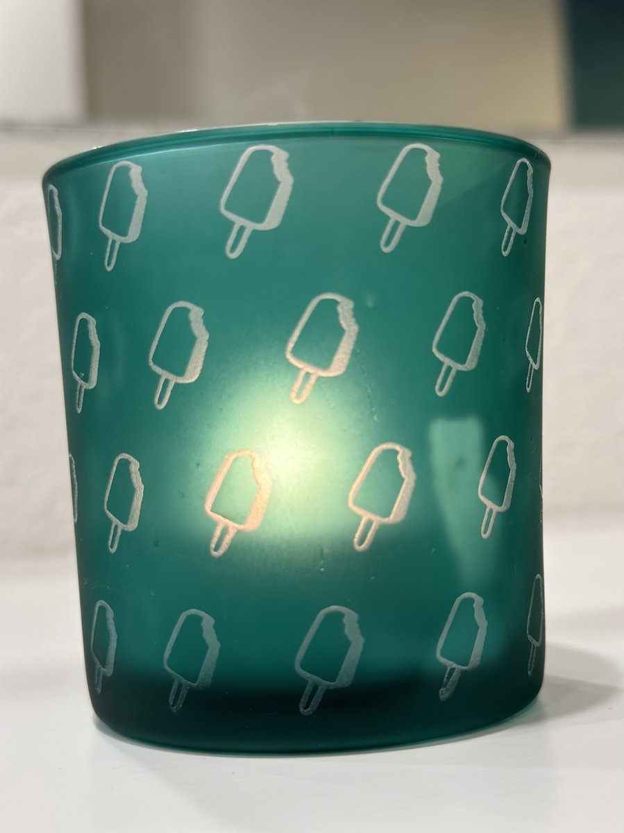 Groene waxinelichthouder met print van waterijsjes