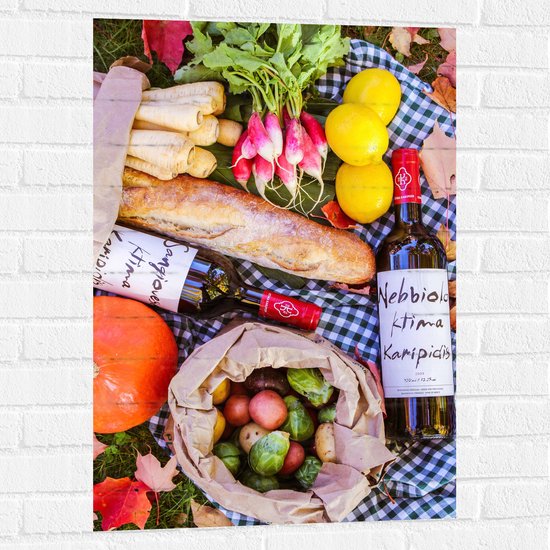 Muursticker - Picknicken - Kleed - Wijn - Drank - Bladeren - Groentje - Brood - Fruit - Wijnflessen - 60x90 cm Foto op Muursticker