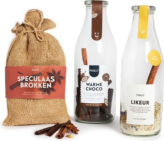 Pineut ® Heerlijk Avondje Cadeau Pakket - Speculaas Brokken, Chocolademelk & mix voor Anijs Likeur - Perfect Cadeau'tje (Verwenbox Winter) - Maak het Lekker Zelf