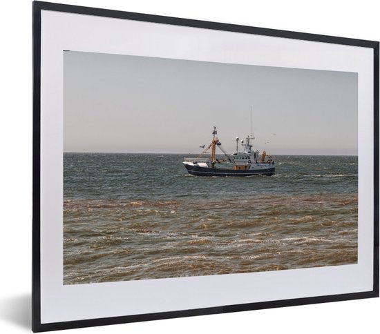Fotolijst incl. Poster - Noordzee - Vissersboot - Water - 60x40 cm - Posterlijst