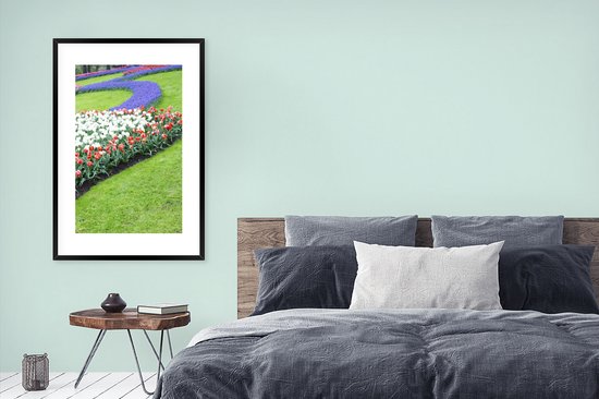 Photo dans le cadre - Parterres de fleurs dans le Keukenhof en Holland méridionale cadre photo 80x120 cm - Affiche dans le cadre (Décoration murale salon / chambre)