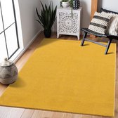 Laagpolig tapijt voor de woonkamer, effen moderne tapijten voor de slaapkamer, werkkamer, kantoor, hal, kinderkamer en keuken, geel, 140 x 200 cm