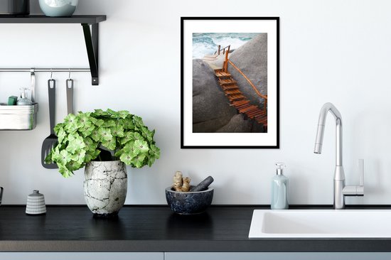 Photo en cadre - Jetty entre les rochers Ko Tao Thaïlande cadre photo noir avec passe-partout blanc petit 30x40 cm - Affiche sous cadre (Décoration murale salon / chambre)
