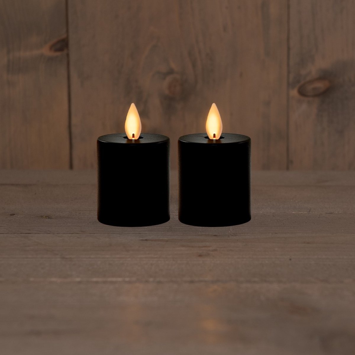 B.O.T. 2Pcs Candle kaarss Black 4,5X8 cm Moving Flame 2X2Aaa Anna's...
