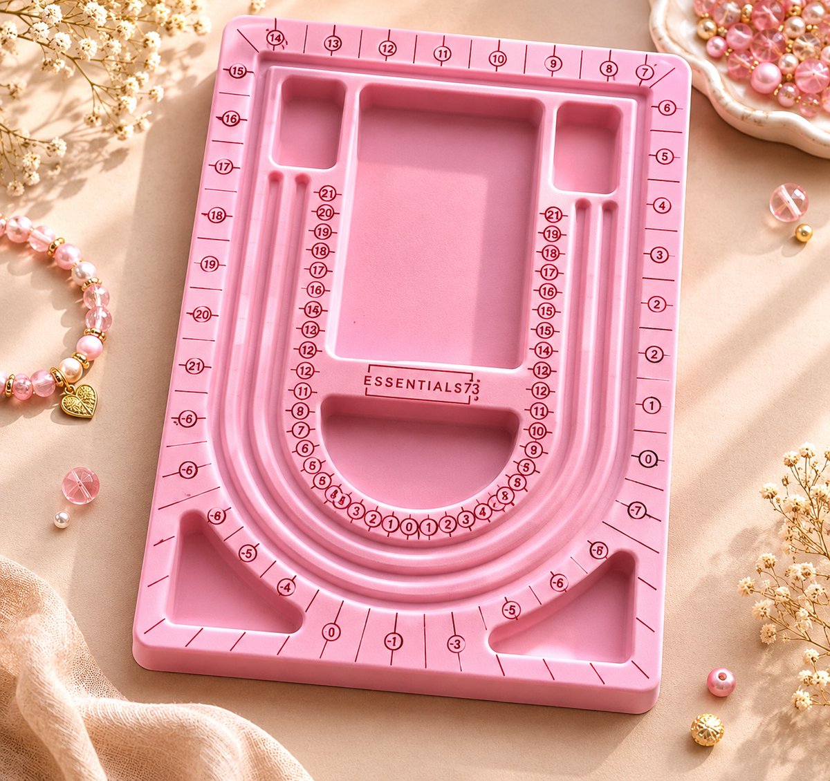 ESSENTIALS73 Kralenbord - Rijgbord - Sieraden Maken - Kralen Rijgen - Kralen - Roze - 24x33 CM - Knutsel - Knutselen