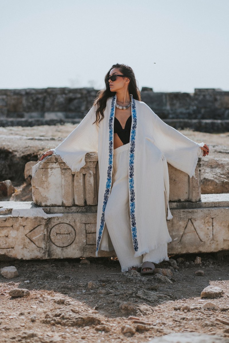 Mojo - Kimono - Hera