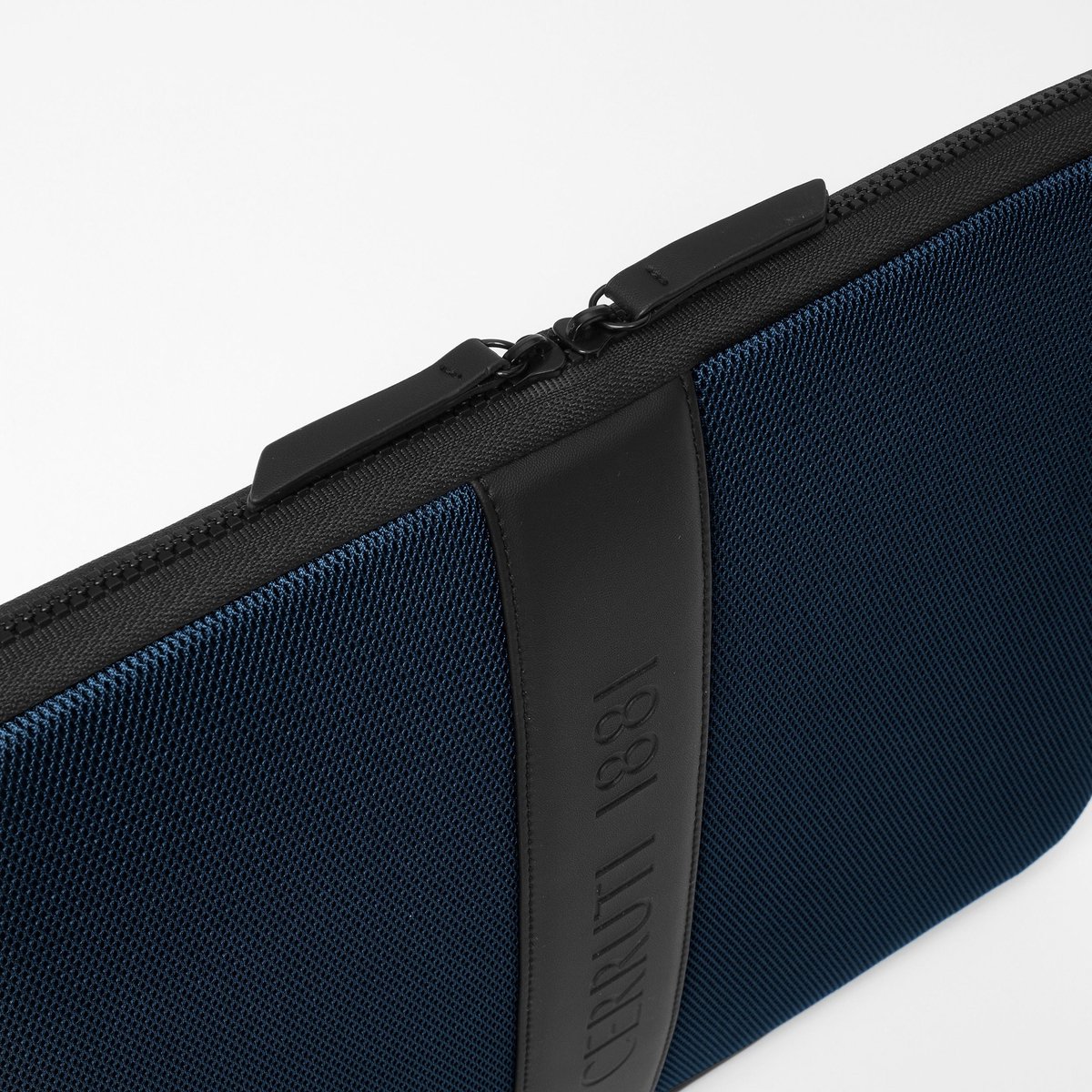 Laptop sleeve Mesh