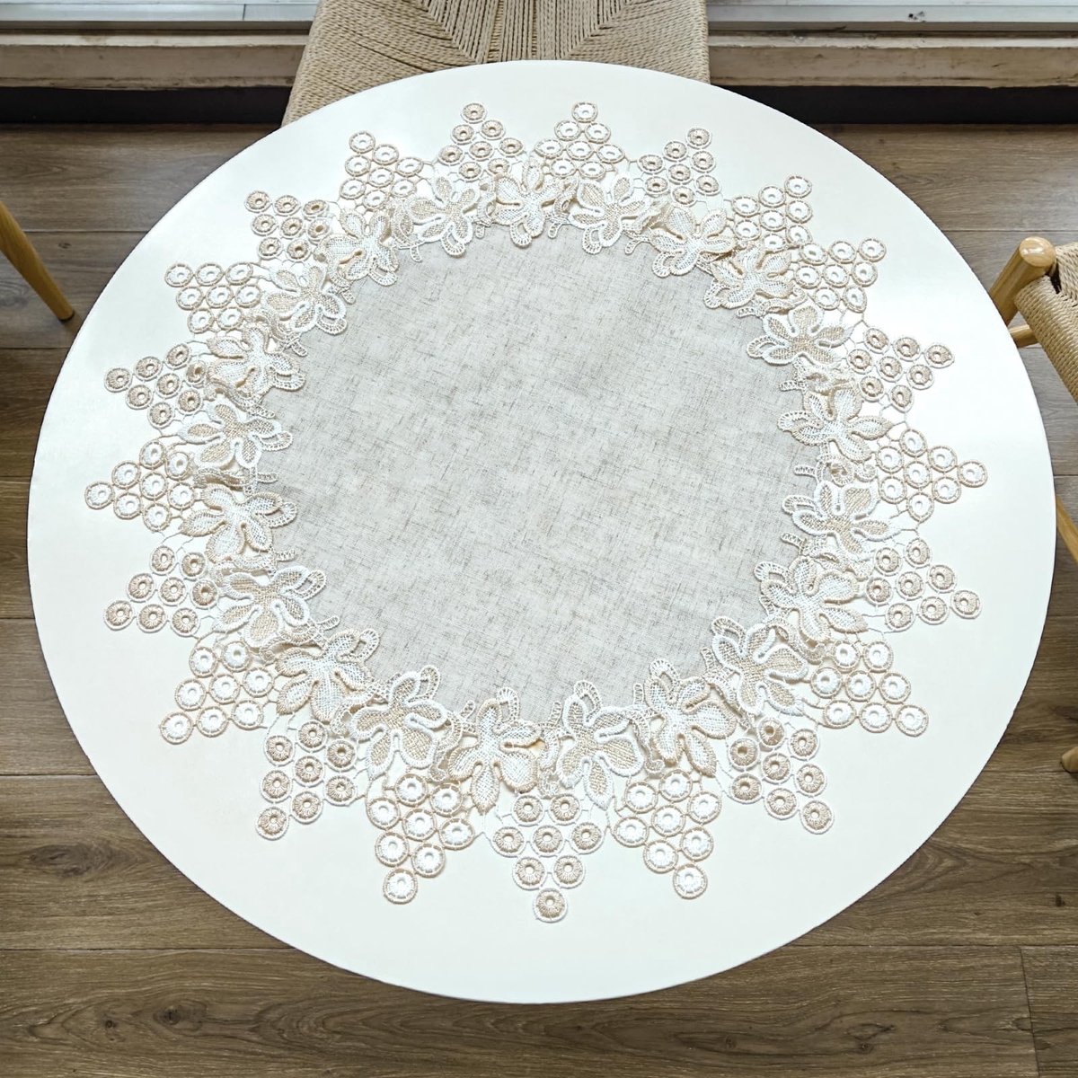 Dailygoods - Linnen Ronde Tafelkleed 60 cm met Druivenkant voor Eetkamer en Bruiloft