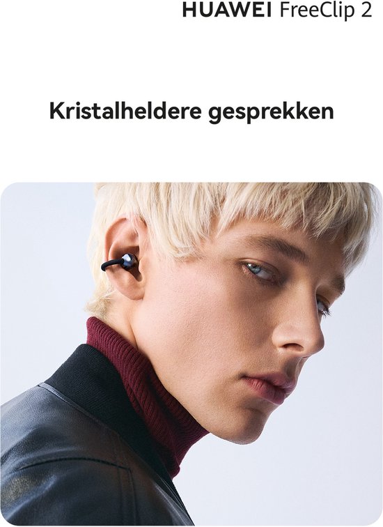 HUAWEI FreeClip 2: kristalheldere gesprekken met een man die de oordopjes draagt.