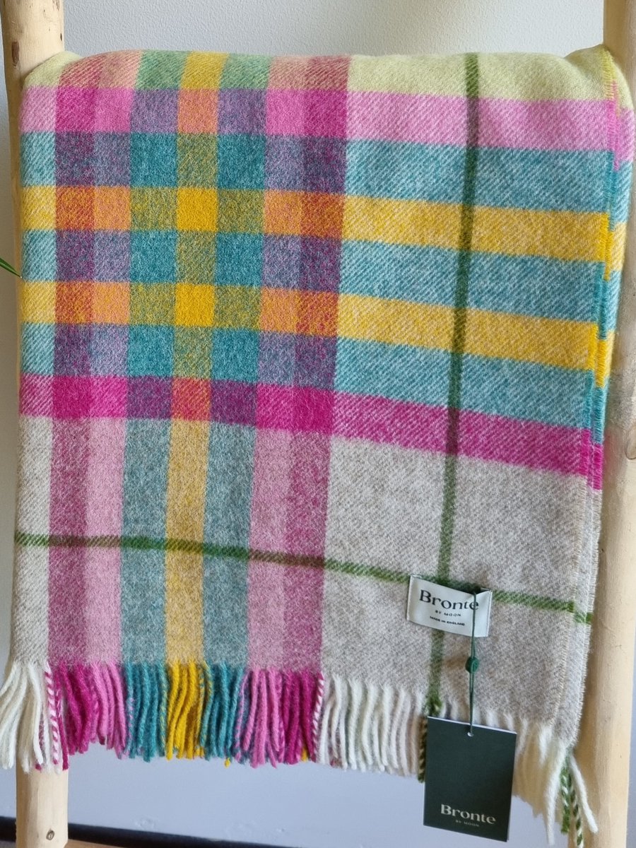 Bronte by Moon Wollen Plaid - FALMOUTH Pink (Merino) 140x185cm - Bronte x Plaids.shop Roze