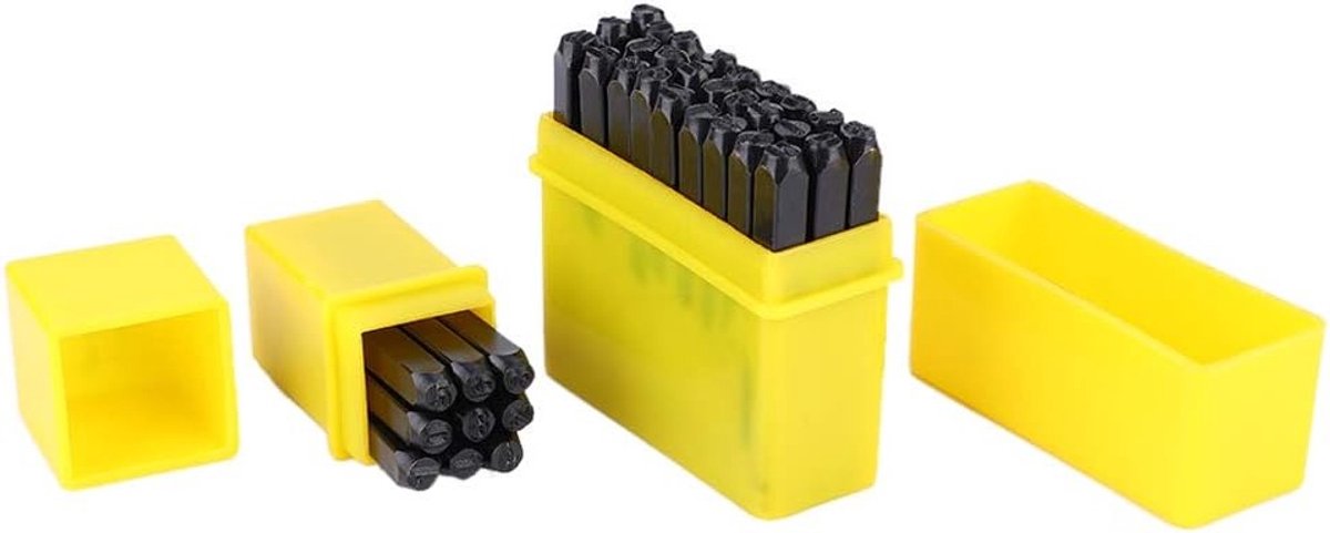 Complete Set van 36 Stuks Carbon Staal Stempelset met 4mm Cijfers en Letters, Inclusief Opbergdoos en Diverse Stempels voor Metaalbewerking
