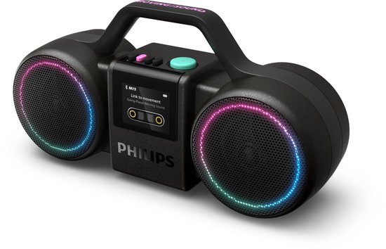 Zwarte Philips speaker met gekleurde LED-ringen en een display dat een cassettebandje toont.