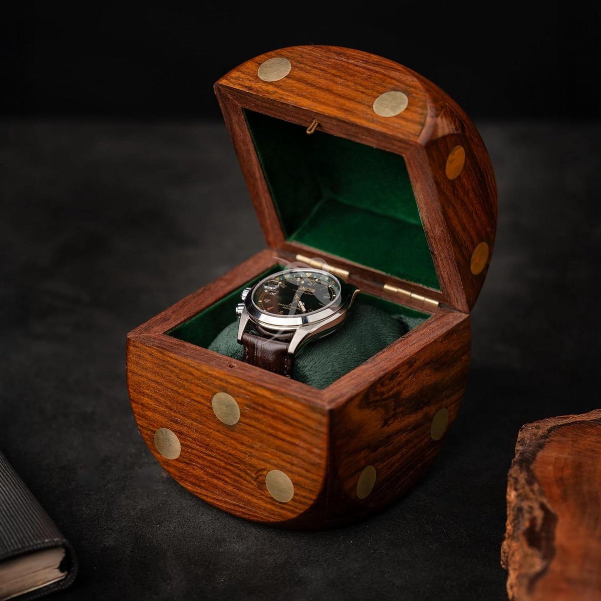 Horlogedoos Luxe - Opbergkoffer - Horloge Opslag - Fluwelen Interieur - 20x20x8 cm - Houtkleurig