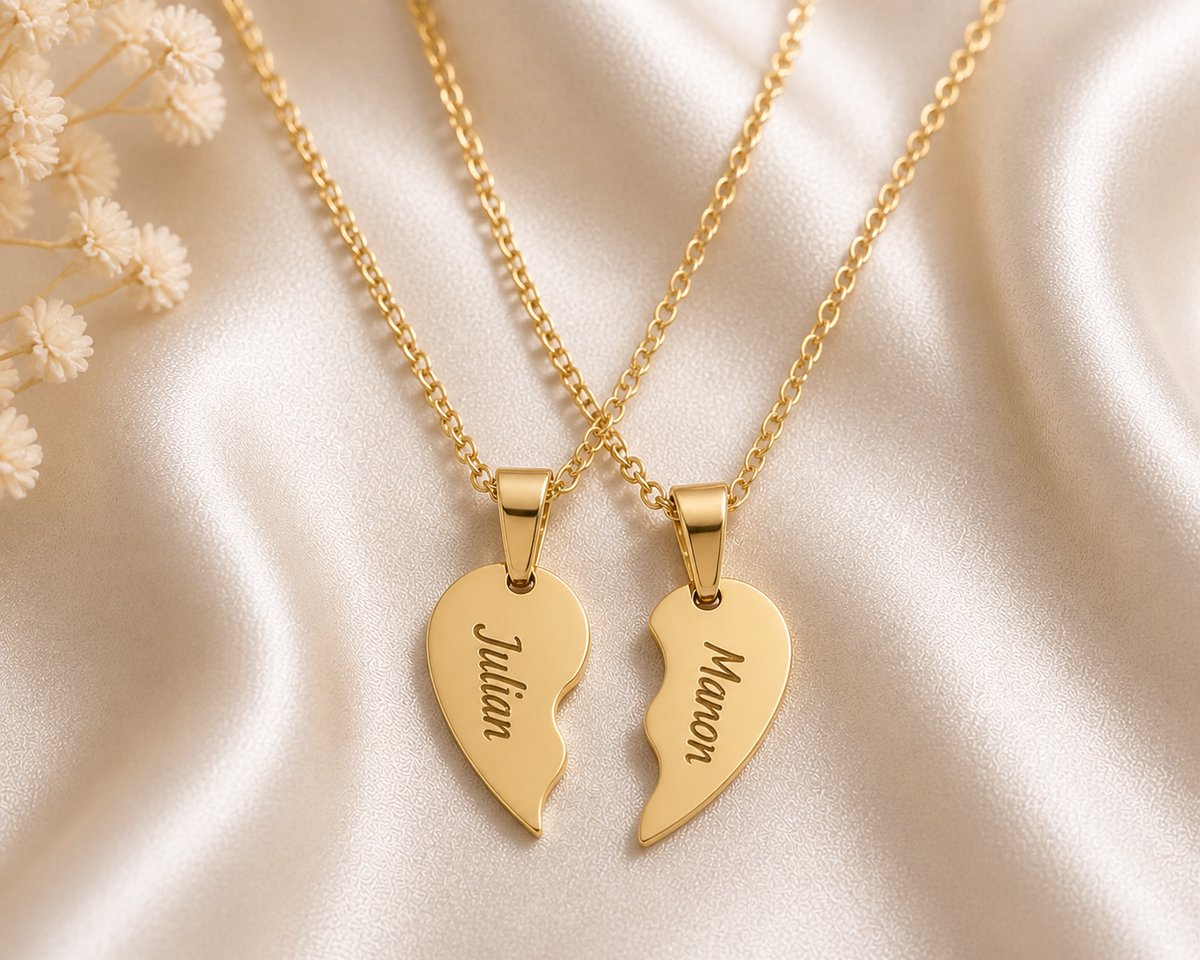 Ketting Lisa Goud gepersonaliseerd sieraad met naam gegraveerd, leuk persoonlijk cadeau voor moeder, vrouw of vriendin.