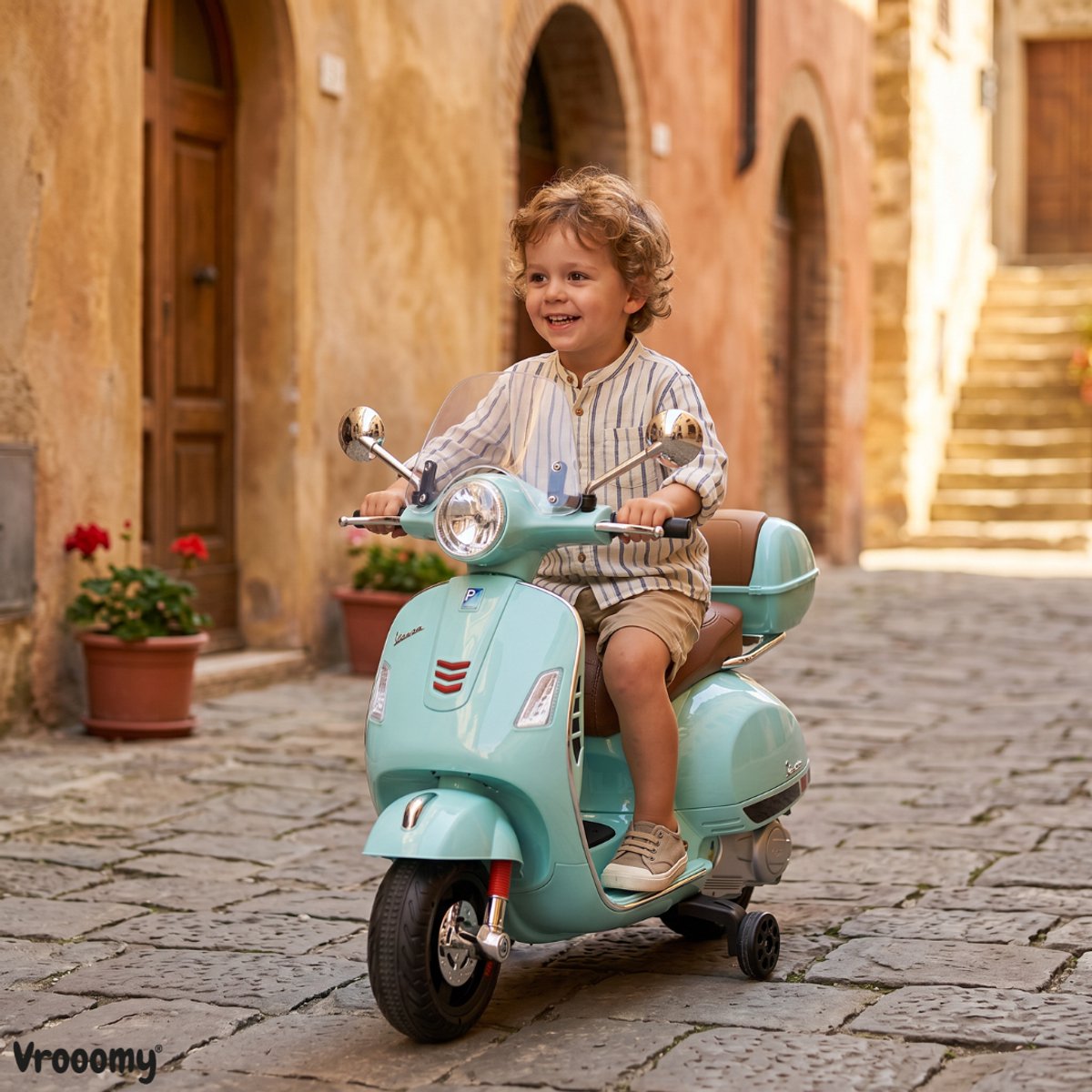 Vespa GT Full Option Elektrische Kinderscooter 3 tot 6 jaar – Officieel Gelicentieerde Kinder Vespa met Kofferbak & Verwijderbare Zijwieltjes – Li-ion Kindermotor met Kunstlederen Zitje, MP3 AUX & USB – Blauw — afbeelding 5