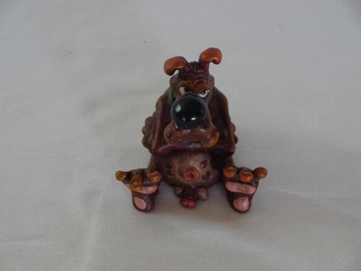 Parastone Beeld Joop Klepzeiker Harrie KLO 6. 5X5X6CM.