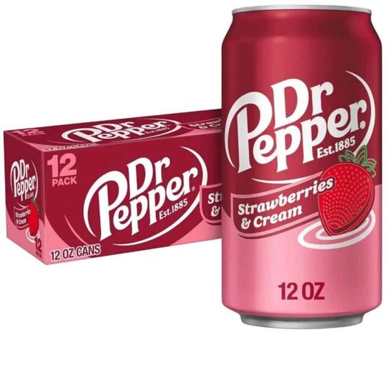 Dr. Pepper Strawberries & Cream. 12 blikken van 355 ml in een roze verpakking met Dr. Pepper logo en aardbeien.