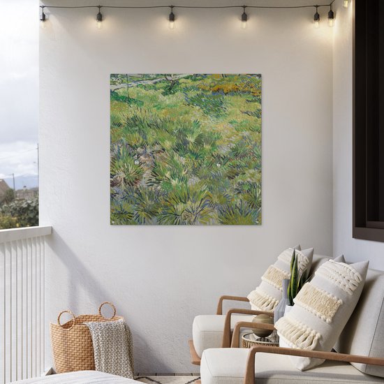 Tuinposter 100x100 cm - Tuindecoratie Grasveld met bloemen en vlinders - Schilderij van Vincent van Gogh - Poster voor in de tuin - Buiten decoratie - Schutting tuinschilderij - Tuindoek muurdecoratie - Wanddecoratie balkondoek