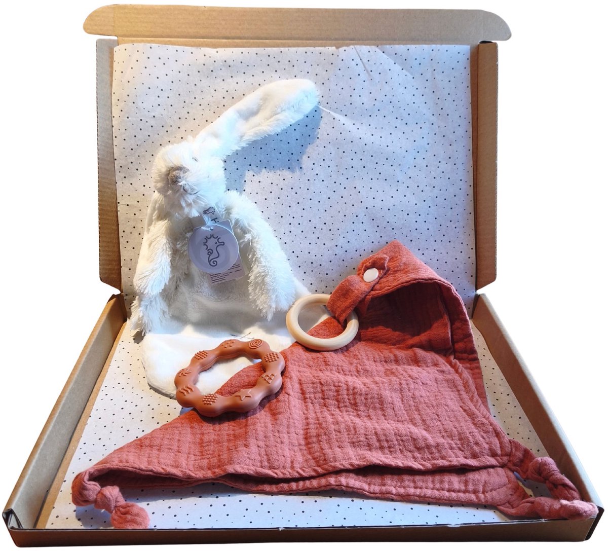 Kado2you - Babypakket roestbruin ecru - cadeau - geschenk - kraam cadeau - collega - felicitatie - familie - baby - baby - collega - felicitatie - familie - babyshower - luierfuif - kraamschudden - geboortefeest - kraamfeest - babyborrel -