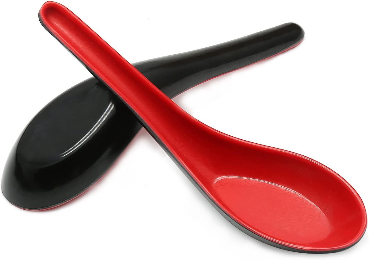 2 Stuks Aziatische Soeplepels voor Miso Ramen Wonton Bami Pho en Soba - Rood en Zwart Melamine Soeplepels - Geschikt voor Soep Rijstnoedels Dumplings en Warme Gerechten - Ergonomisch Ontwerp met Stevige Greep