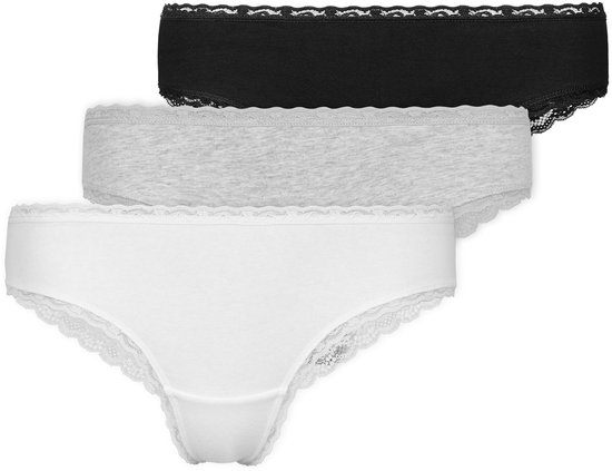 Trois culottes pour femmes empilées : une blanche, une gris clair et une noire, toutes bordées de dentelle.