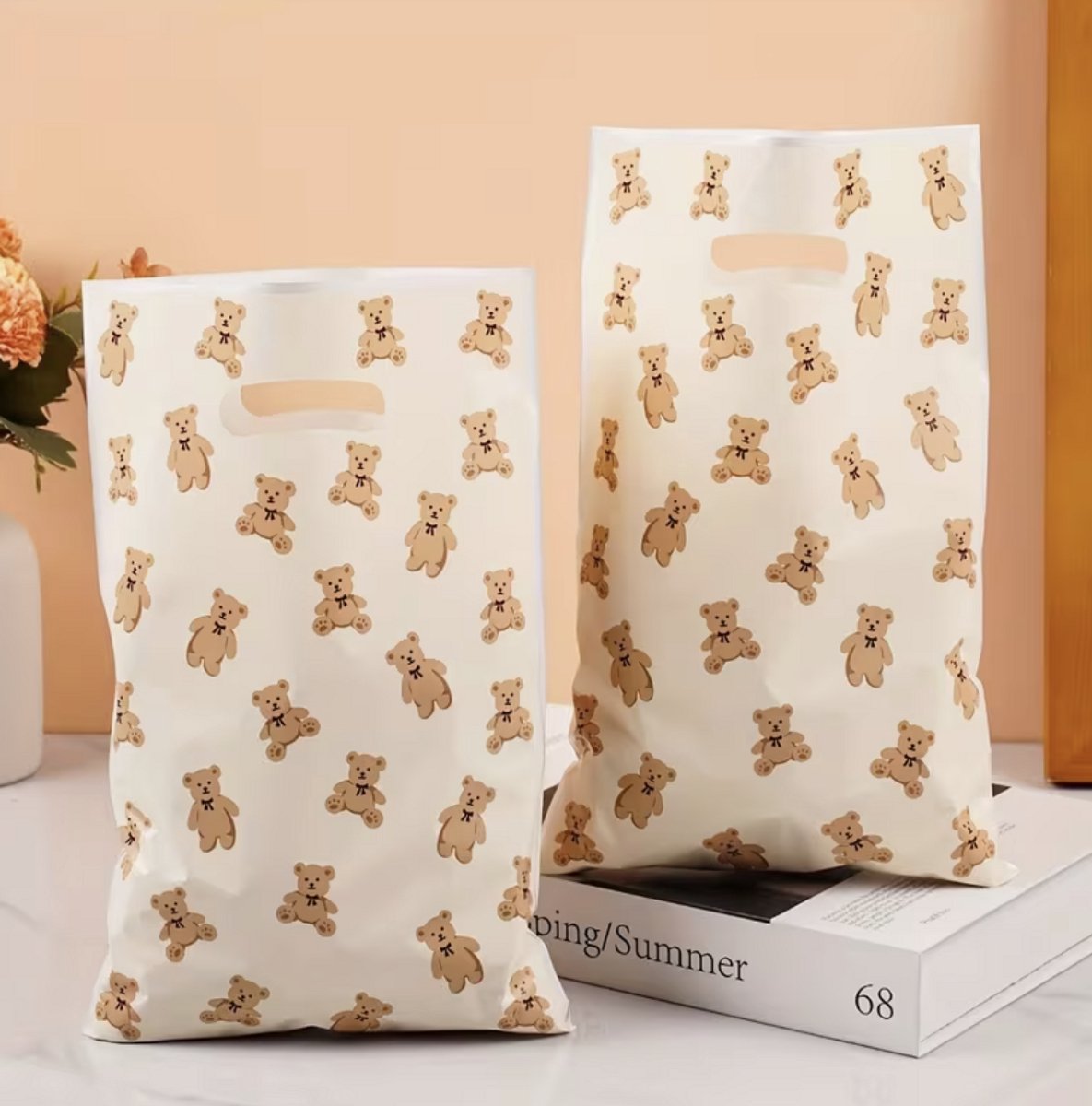 Uitdeelzakjes - 20 stuks - Thema: Teddybeer / Beertjes - Verjaardag Traktatie / Uitdeeltasjes - 16.5 x 25 CM - Cadeau tas - Trakteren & Cadeaus - Hoge Kwaliteit - Bear / Beer / Teddy - Traktatiezakje / Uitdelen School & Kinderopvang - Schattig