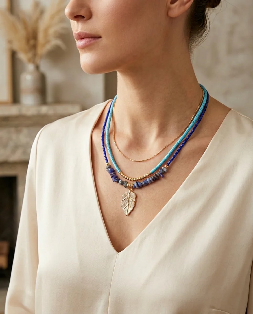 Dorvina Dames Bijuteri Ketting Boncuk Blauw Kleur Goud Zincirli Blad met Bedel 3-Rij Dames Ketting Kombini