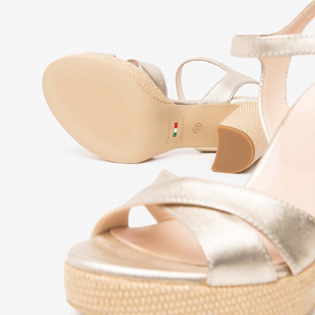 Nerogiardini Sandaal Etoile Sand Battis.Tpu Lazise 82 Poli.8175 Plato' - Fashion Wear - Vrouwen