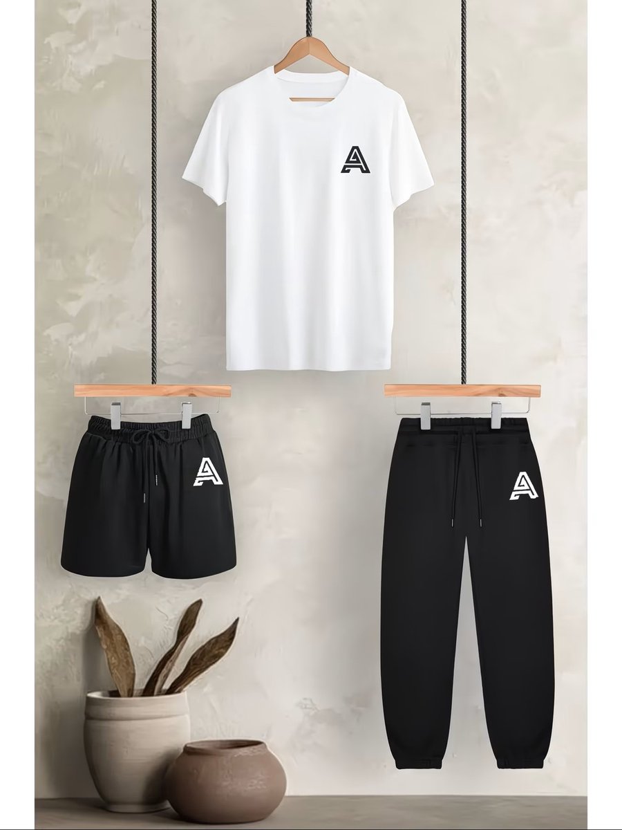 Trendy Wit T-Shirt met Zwarte Sportieve Shorts en Joggers - Comfortabele Modieuze Set voor Vrije Tijd en Sport - 2XL-3XL