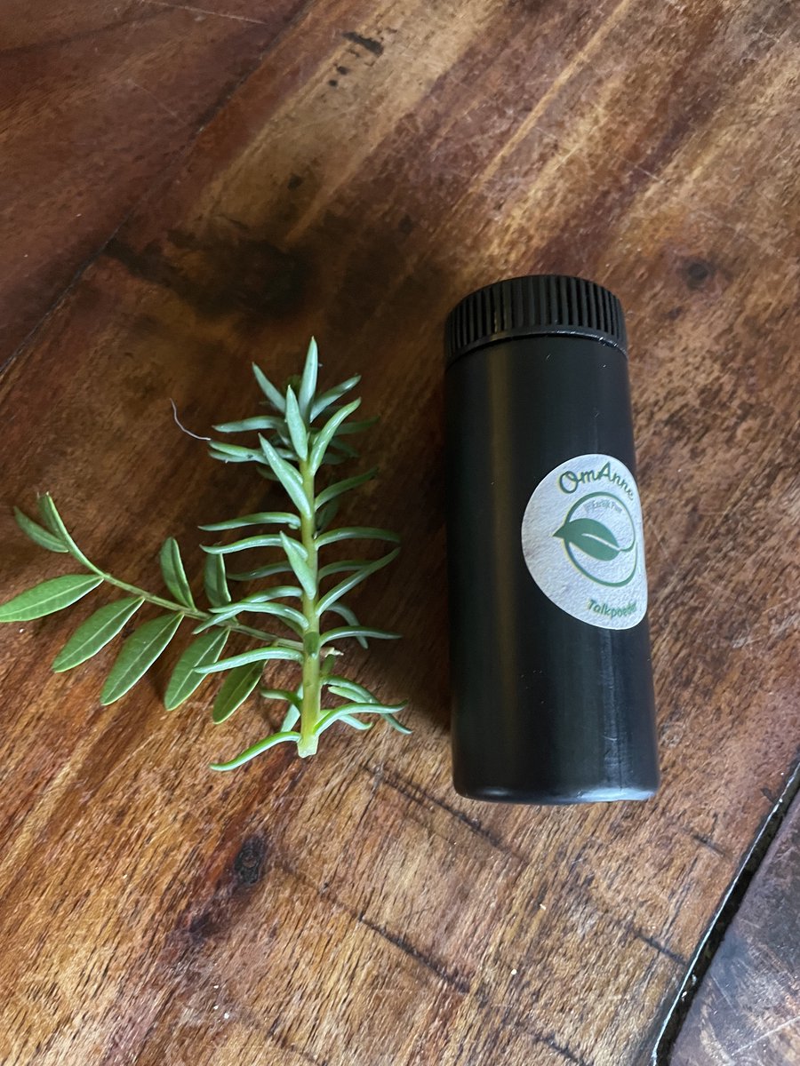 Talkpoeder Dennen (in handige niet al te grote strooibus) 100 gr. Puur Natuur!! van OmAnne Prijs inclusief verzending!!