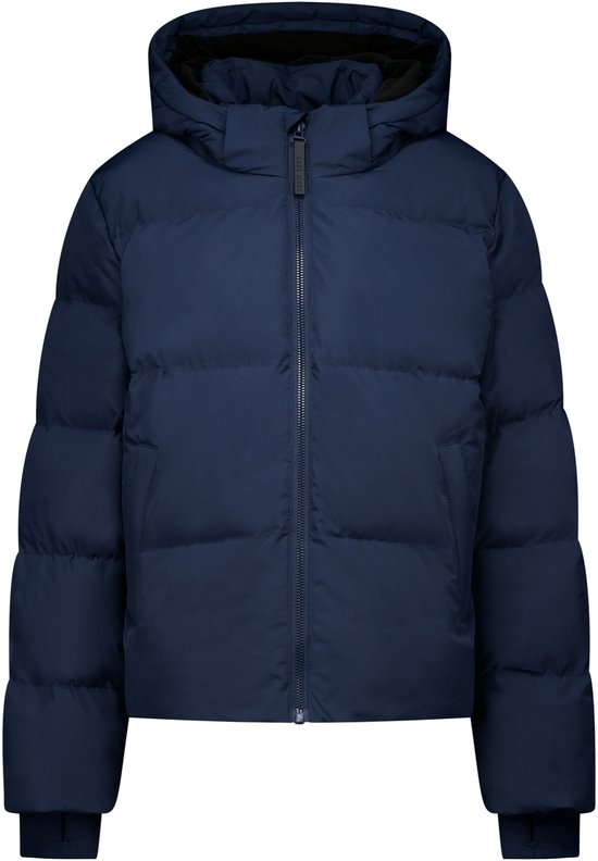 Donkerblauwe pufferjack met capuchon en ritssluiting.