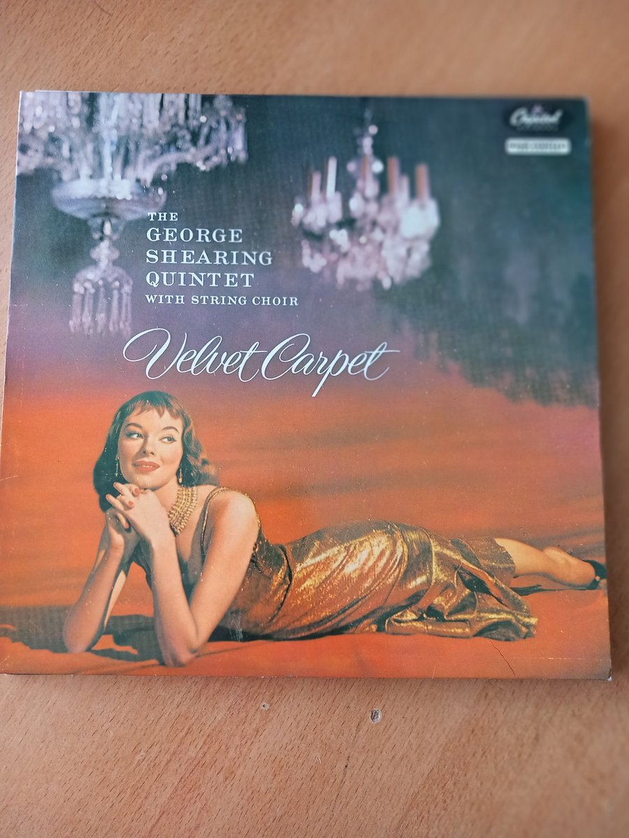 LP GEORGE SHEARING - VELVET CARPET