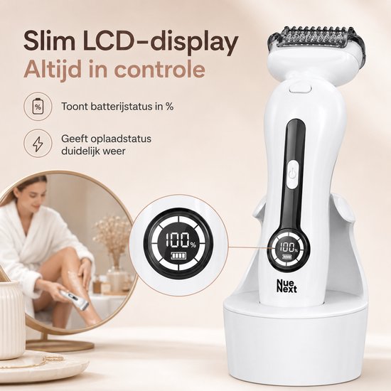 Witte ladyshave in oplader met '100%' op het LCD-display. Vrouw spiegelt terwijl ze been scheert.