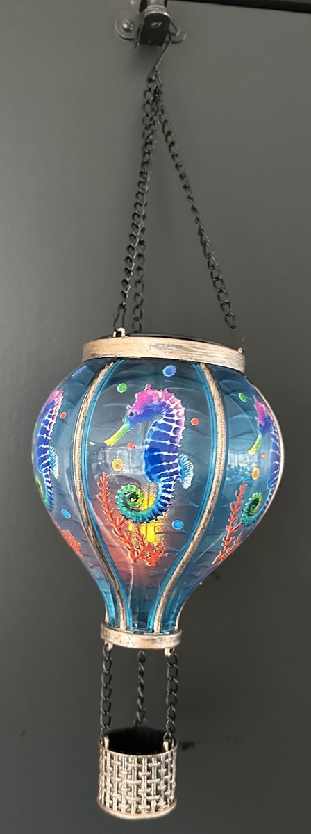 Decoratieve solarlamp luchtballon " met flame LED " - zeepaard print blauw - kunststof - hangend model - hoogte 37x dia 11 cm - Tuindecoratie - Tuinverlichting
