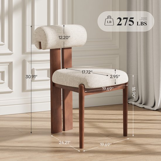 Beige gestoffeerde stoel met houten frame en ronde rugleuning. Afmetingen 30.91" H x 24.21" B x 19.69" D.