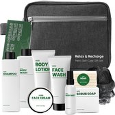 Body & Earth - Cadeau voor Man Verjaardag - Gentlemen Pack Refreshing - Cadeauset in Toilettas - Stoere Geschenkset Heren Wellness bath - Cadeau Pakket voor Hem - Verwenpakket Mannen, vriend, papa, broer - vader beauty dag cadeautje voor hem