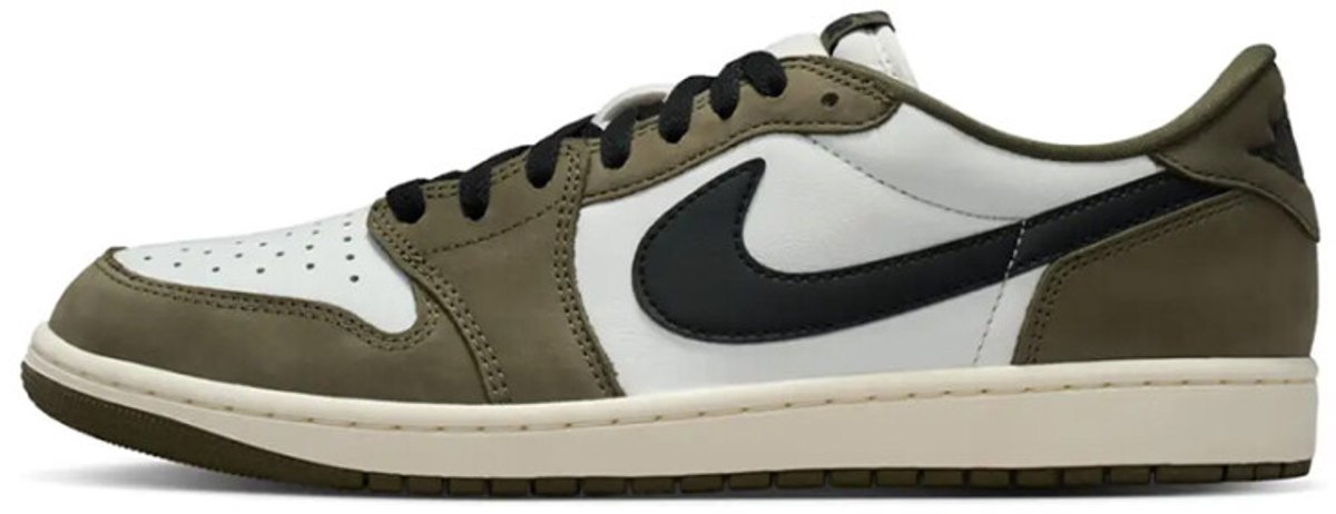 Air Jordan 1 Retro Low OG 'Medium Olive' maat 42.