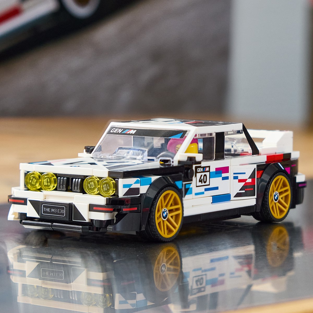 LEGO Speed Champions BMW M3 (E30) Auto Bouwpakket voor Kinderen en Kinderkamer Decoratie 77263 — afbeelding 4